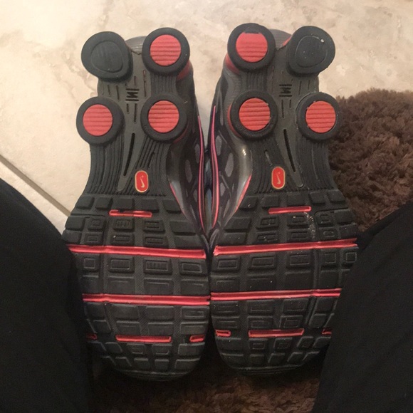 Nike women’s size 6 - Picture 4 of 4